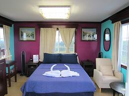Daphne's Lagoon Lodge