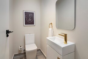 Aston Rubi City Suites