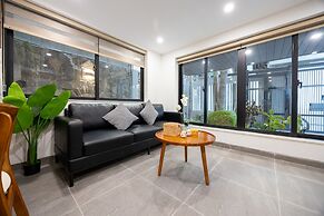 Urchin Apartment