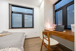 Urchin Apartment