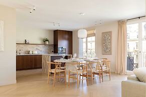 Admirable & Spacious Flat - Eiffel Tower