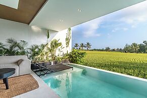 Azure 2BR Villa in Ubud Rice Field views