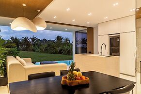 Azure 2BR Villa in Ubud Rice Field views