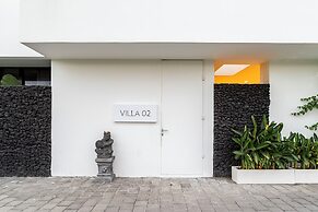 Azure 2BR Villa in Ubud Rice Field views