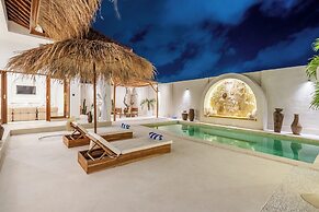 THE LUXURY LIVING