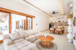 THE LUXURY LIVING