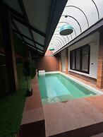 Pleasant Tree Hotels