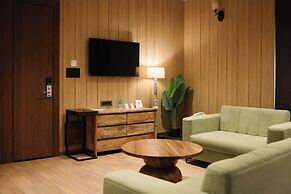 Pleasant Tree Hotels