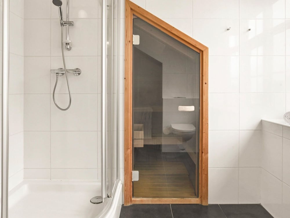 Bungalow by Water Near Rotterdam With Sauna