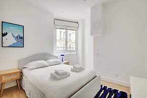 Chic Flat With Garden Terrace -4br/12p - Trocadero