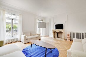 Chic Flat With Garden Terrace -4br/12p - Trocadero