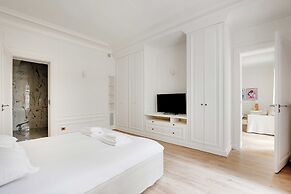 Chic Flat With Garden Terrace -4br/12p - Trocadero