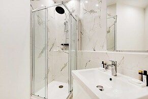 Chic Flat With Garden Terrace -4br/12p - Trocadero