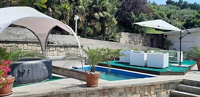 Apartments Milok