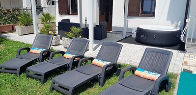 Apartments Milok