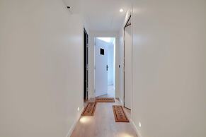 Modern Apt -1br/4p - View Eiffel Tower / Passy