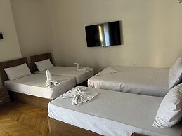 paris east hostel