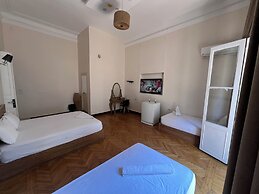 paris east hostel