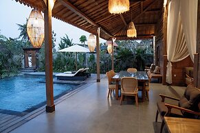 Seseh Beach Retreat Villas