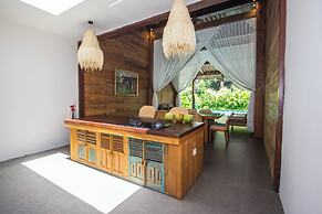 Seseh Beach Retreat Villas