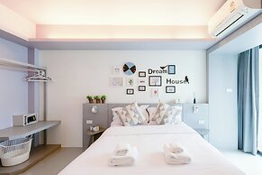 Quite Grove Hotel