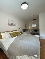 Premium Levant 210 Marina Apartment