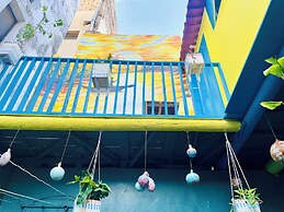 Fadidi House