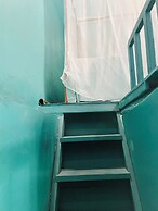 Fadidi House