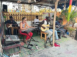 Fadidi House