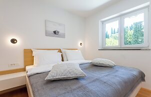 Premium Levant 212 Marina Apartment