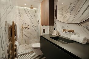 Leon Hotel-pigalle/suite-34