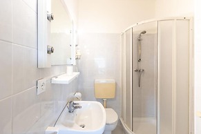 Comfortable Flat 350mt From the sea