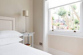 Egerton Gardens IX by Onefinestay