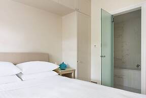 Egerton Gardens IX by Onefinestay