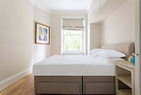 Egerton Gardens IX by Onefinestay