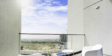 LUX The Dubai Hills Executive Suite