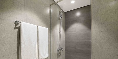 LUX The Dubai Hills Executive Suite