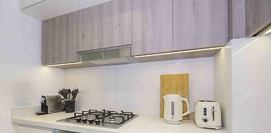 LUX The Dubai Hills Executive Suite