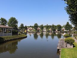 Sun-soaked Bungalow in Simonshaven