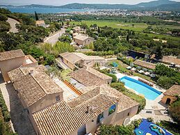 Sublime Apartment in Provencal Villa - 1br/2p