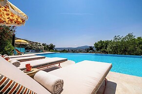 Sublime Apartment in Provencal Villa - 1br/2p