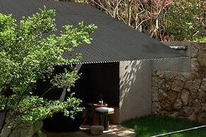 Yakamoz qianchuan Hotel