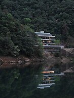 Yakamoz qianchuan Hotel