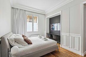 Elegant Apartment -1br/6p - Arc de Triomphe