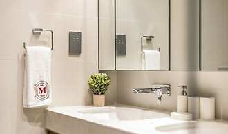 Modern 2BR w Direct Beach Access Emaar Beachfront