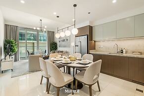Modern 2BR w Direct Beach Access Emaar Beachfront