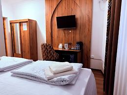 Ulli Oy Boutique Hotel & Terrace