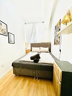 10 Economy Rooms-Shared Bath & Kitchen