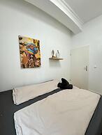 10 Economy Rooms-Shared Bath & Kitchen