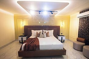Lovera Hotel